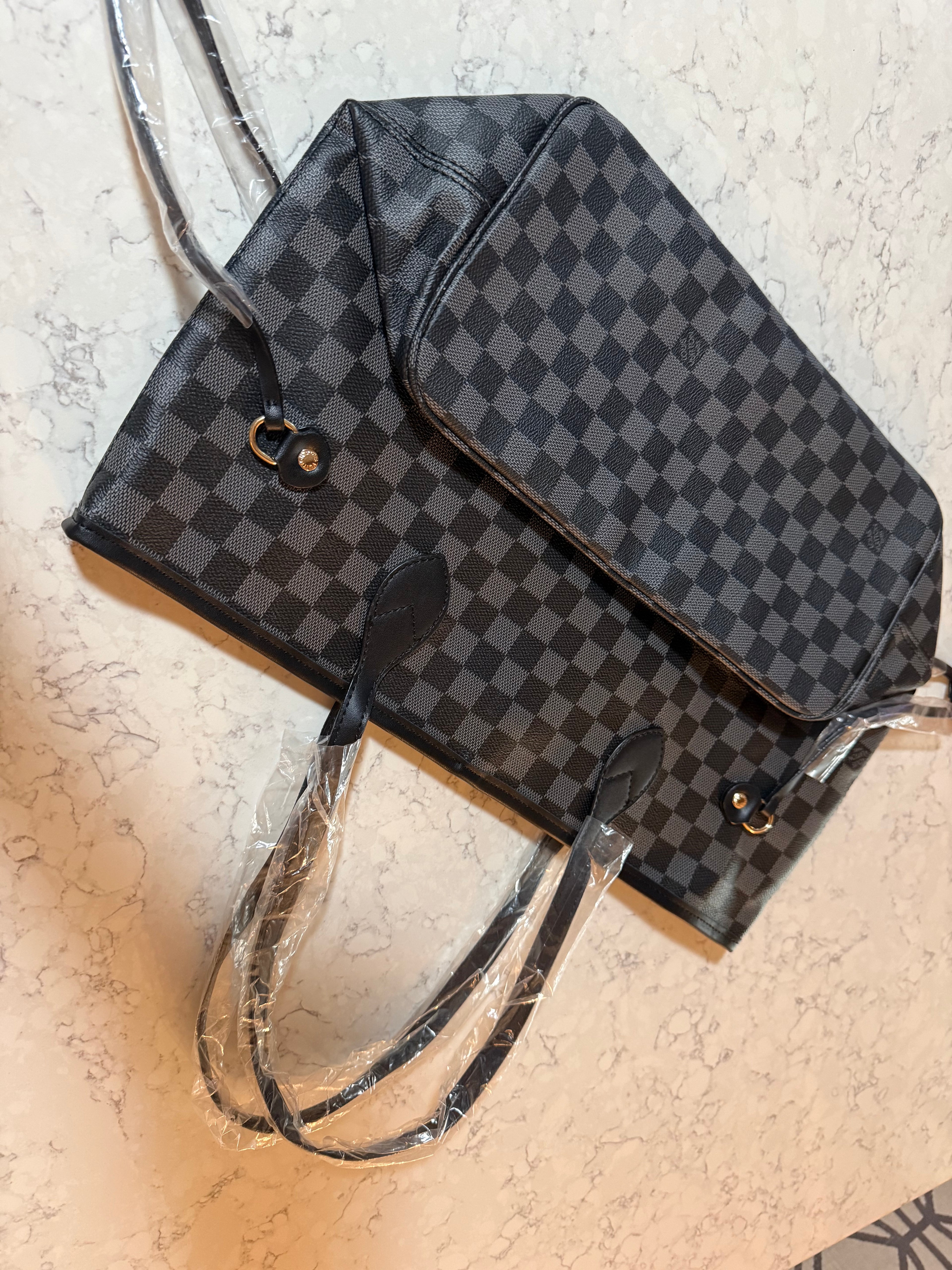 Louis Vuitton Neverfull MM